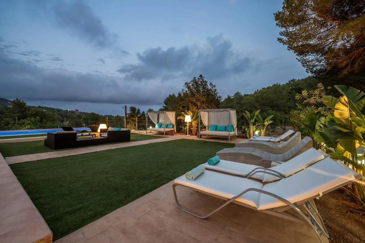Sant Jordi de ses Salines Can Garchet White Ibiza וילה